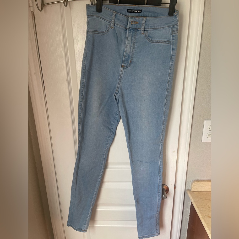 Fashion Nova high waisted size 7